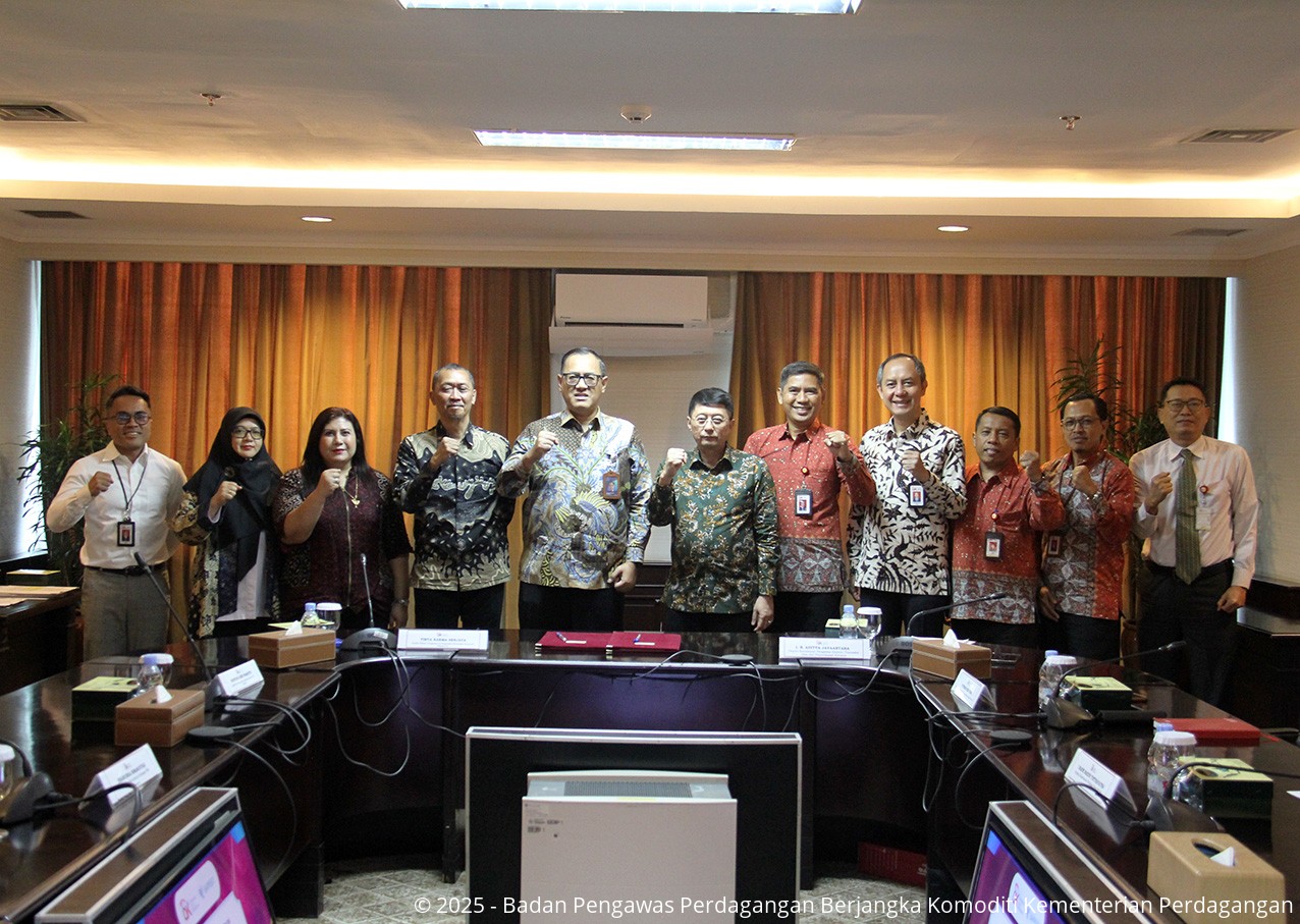 Bappebti dan OJK Tandatangani Adendum BAST Peralihan Tugas Pengaturan dan Pengawasan Derivatif Keuangan dengan Aset yang Mendasari Berupa Efek