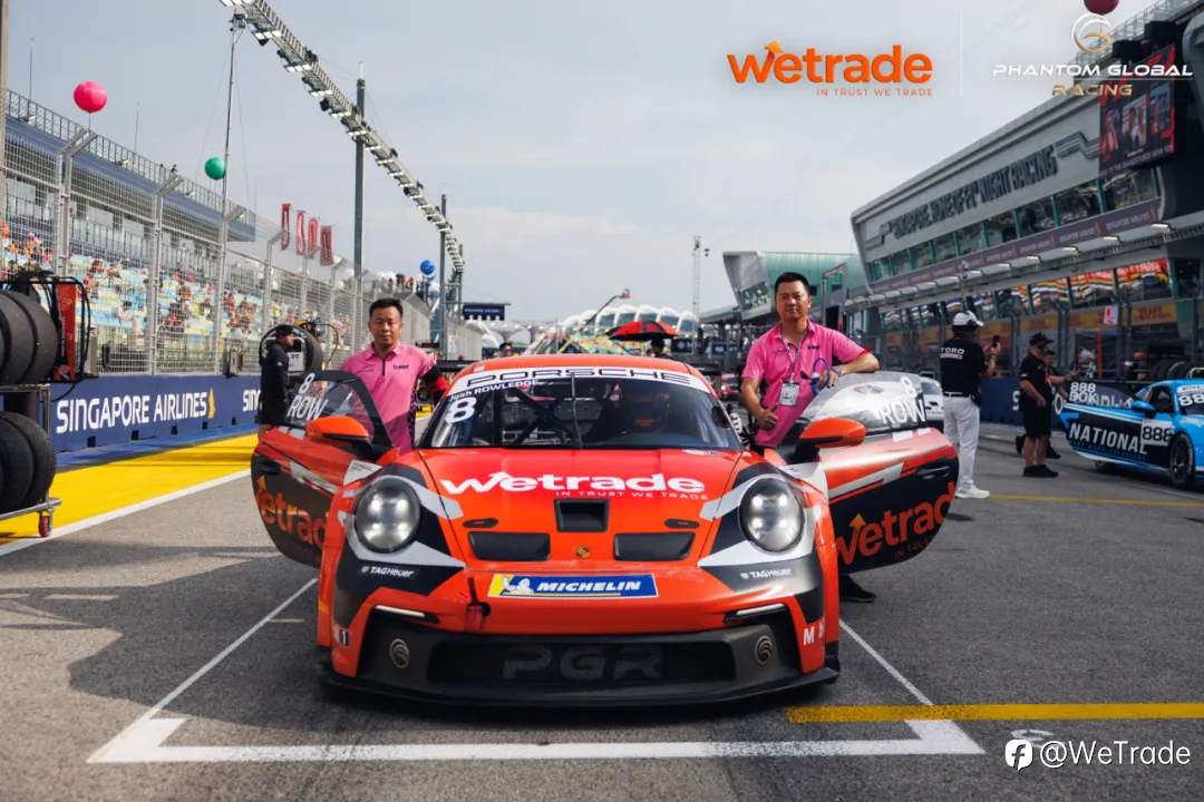 携手Josh Rowledge登上季军奖台，WeTrade 8号赛车闪耀新加坡赛道