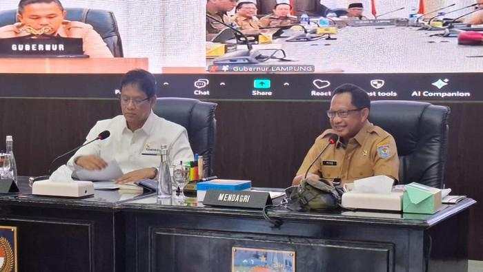 Mendagri Ungkap Alasan Duit Pemda Mengendap di Bank Rp 233 T