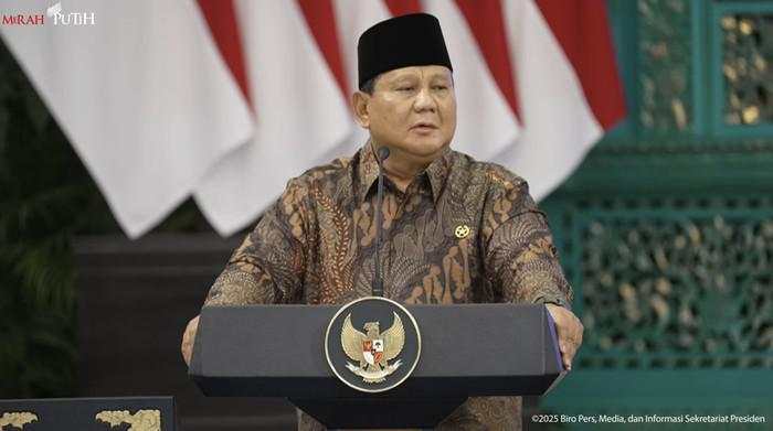 Prabowo: Defisit APBN RI Terendah di Dunia!