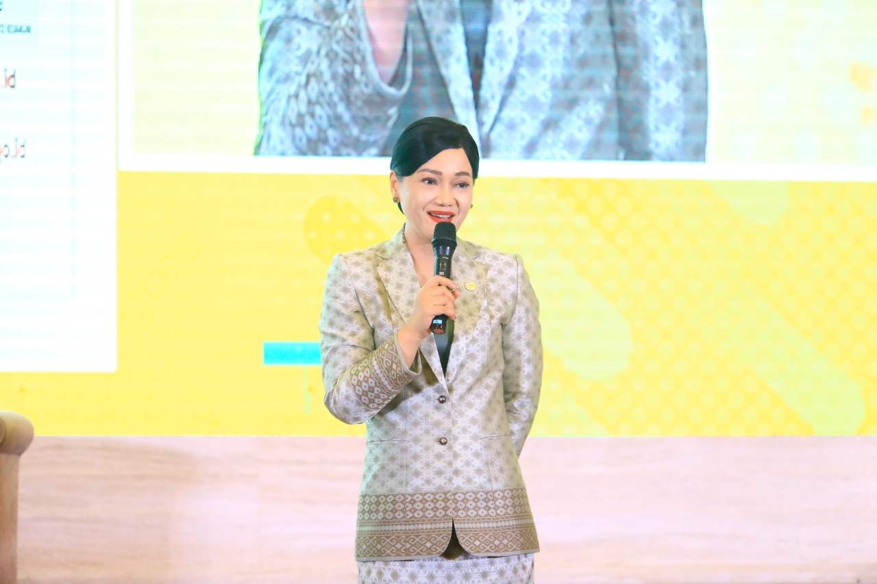 Siaran Pers: Tingkatkan Literasi Keuangan Perempuan, OJK Edukasi Dharma Pertiwi TNI