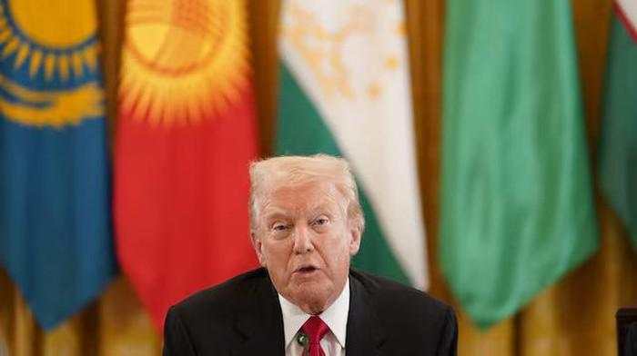Trump Pangkas Harga Obat Penurun Berat Badan Milik 2 Raksasa Farmasi