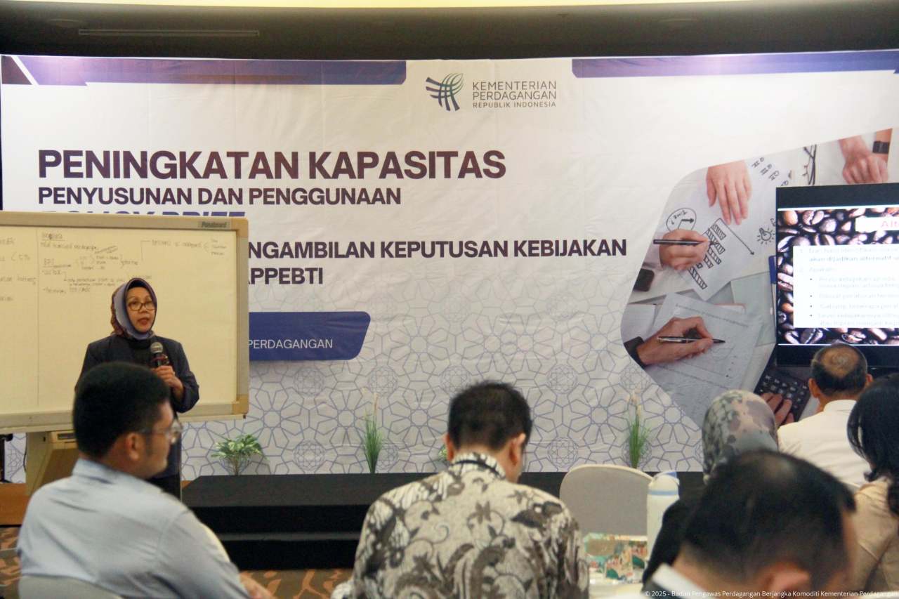 Peningkatan Kapasitas Penyusunan dan Penggunaan Policy Brief dalam Proses Pengambilan Keputusan Kebijakan di lingkungan Bappebti