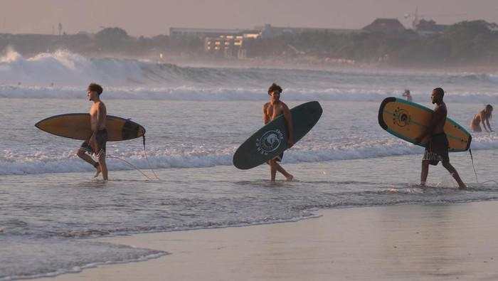RI Terima Kunjungan 11,43 Juta Turis Asing hingga September, Naik 10,22%