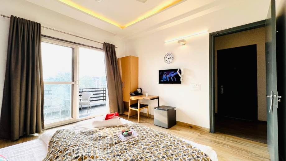 Comfortable and Convenient Hotel near Medanta Hospital Gurgaon