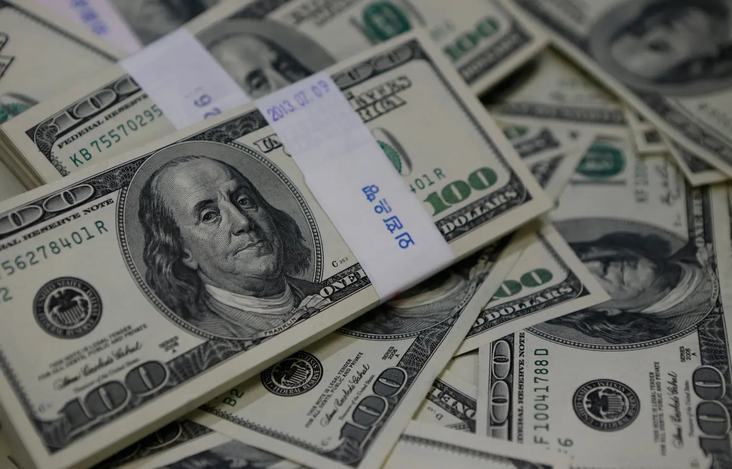 Dolar Berada Dekat Level Tertinggi Tiga Bulan Karena Investor Menantikan Rilis Data AS