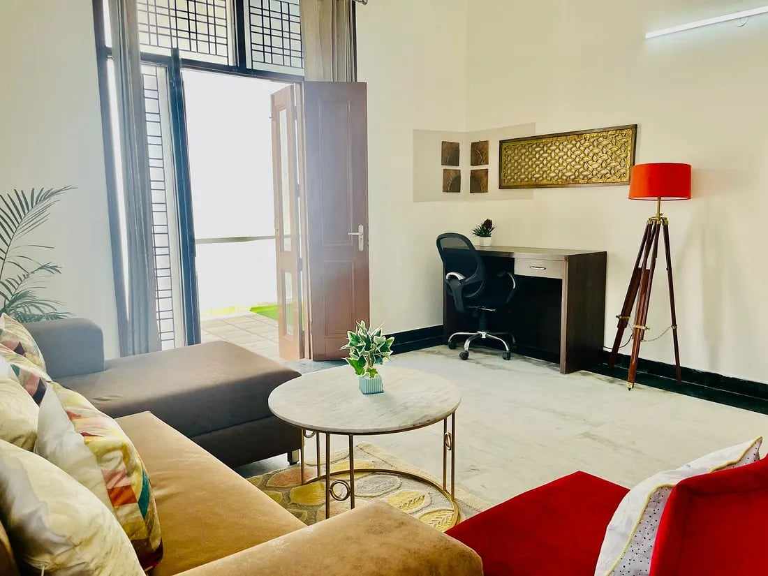 Why Choose Hotel Near Medanta Hospital Gurgaon for Your Next Stay