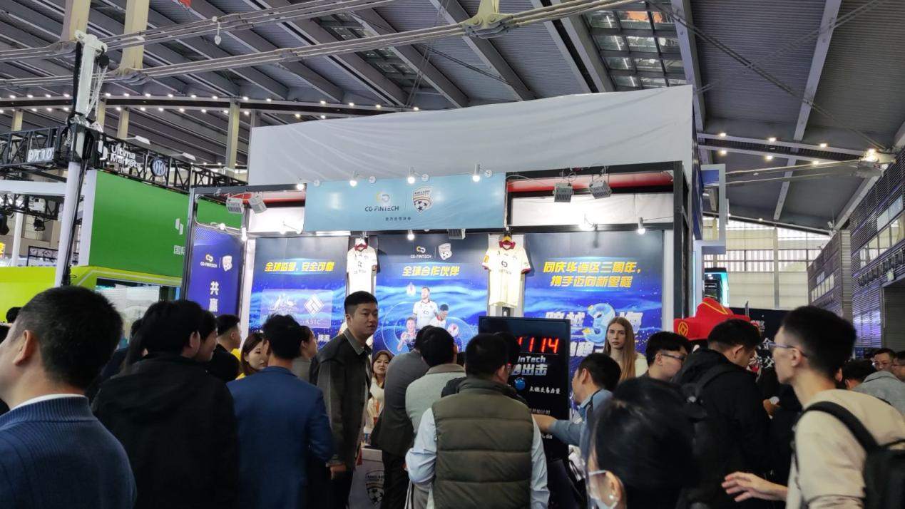 汇曝直击深圳金博会:首日热度超预期,谁在卷、谁在装、谁在暗自较劲?