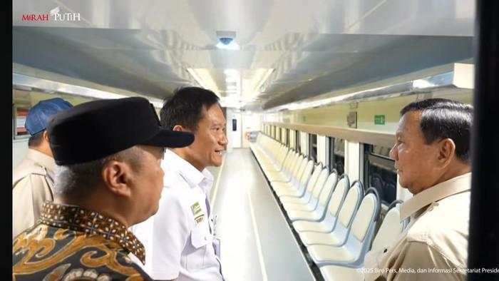 Prabowo soal Tarif Kereta Petani-Pedagang: Disubsidi 60%, Barang Tidak Bayar
