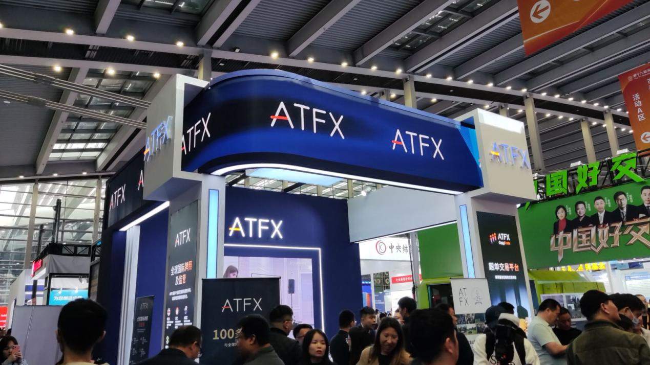 汇曝直击深圳金博会:首日热度超预期,谁在卷、谁在装、谁在暗自较劲?
