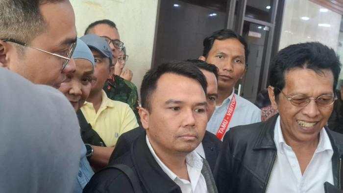 Pedagang Thrifting Bakal Jual Produk Lokal: Kita Nggak Keberatan, tapi...