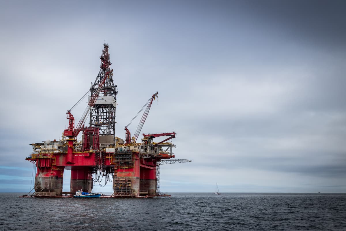OPEC+ Nambah Produksi, Minyak Makin Keok