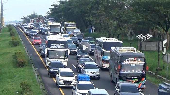 Prediksi Puncak Libur Nataru di Tol Cipali, Awas Macet di Tanggal Ini!