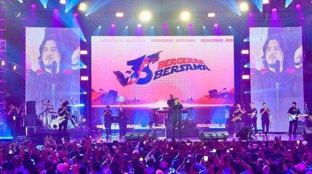 Rayakan HUT Ke-35 di GBK Basketball Hall, JNE Adakan Tasyakuran-Santunan