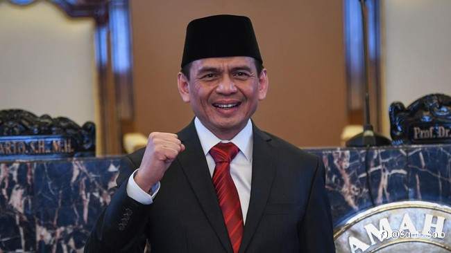 OJK Atur Skema Cicilan ‘Kecebong’ Pinjol Demi Perlindungan Konsumen