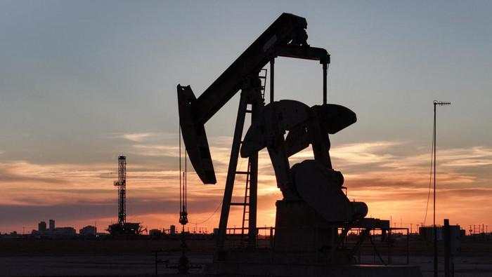 Harga Minyak Merosot ke Level Terendah!