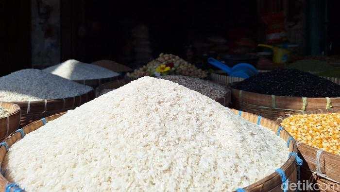 MBG Butuh Pasokan Beras 381,8 Ribu Ton