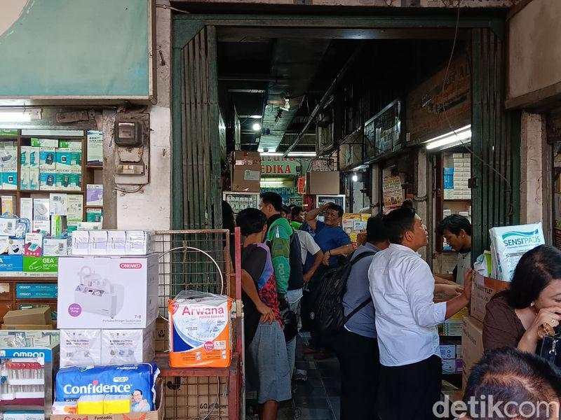 Kondisi Pasar Pramuka Kini: Ramai di Lorong, Sepi di Kasir