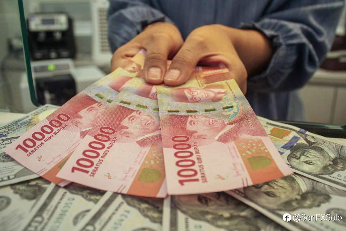 Rupiah Dibuka Melonjak ke Rp16.714