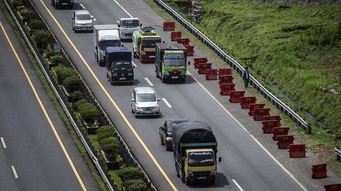 Kemenhub Wanti-wanti Truk Sumbu 3 Dibatasi Lewat Jalan Ini Selama Nataru