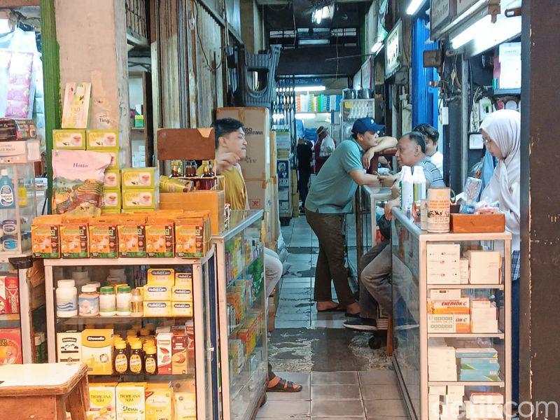 Kondisi Pasar Pramuka Kini: Ramai di Lorong, Sepi di Kasir