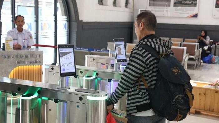 10 Juta Penumpang Kereta Pakai Face Recognition, KAI Hemat Rp 375 Juta