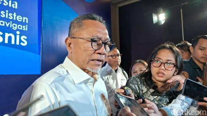 Ramai Dibilang Pencitraan, Zulhas: Saya Biasa Gotong Beras