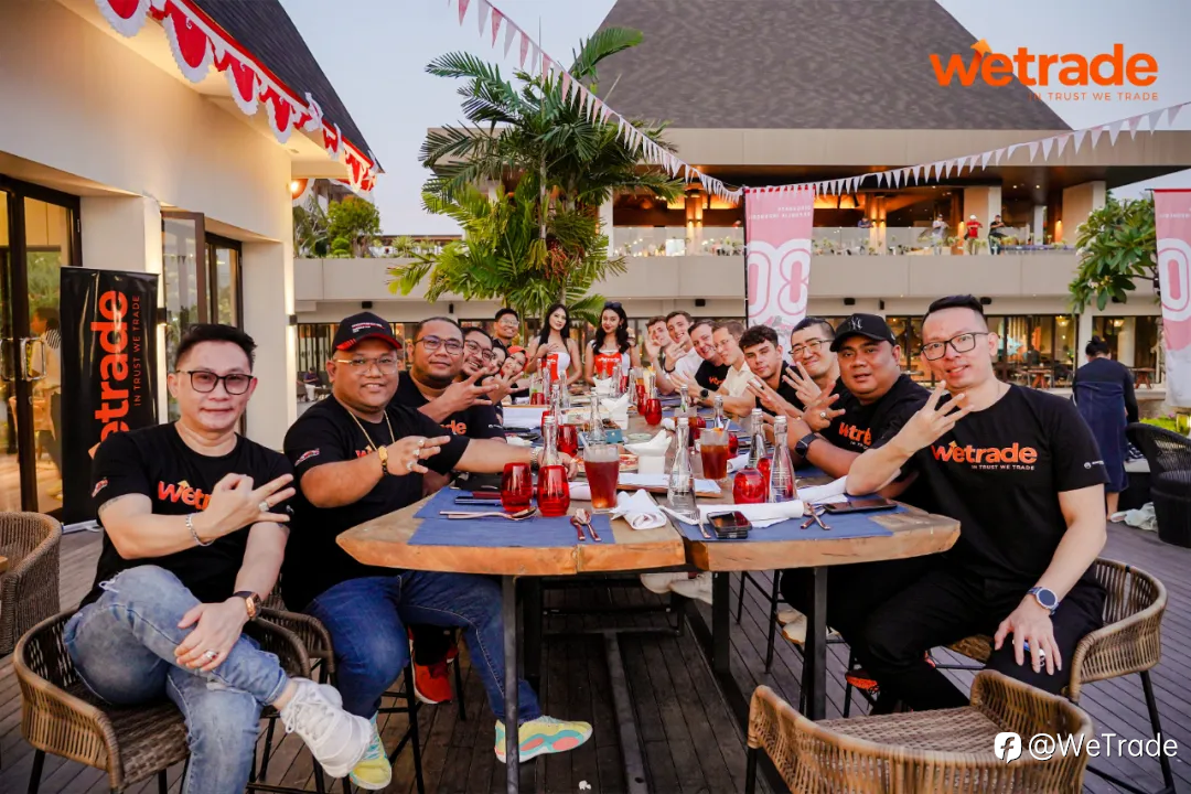 WeTrade闪耀于PCCA, 8号赛车高燃竞逐2025赛季