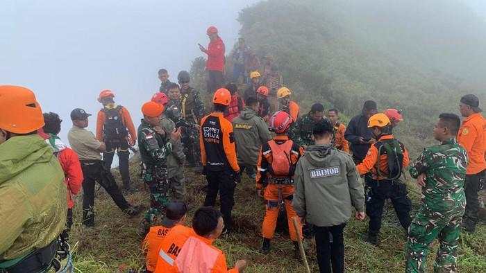 Kronologi Ditemukannya Serpihan Pesawat ATR di Gunung Bulusaraung