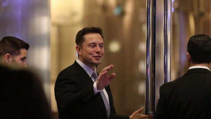 Ribut dengan CEO Sebuah Maskapai, Elon Musk Mau Beli Perusahaannya