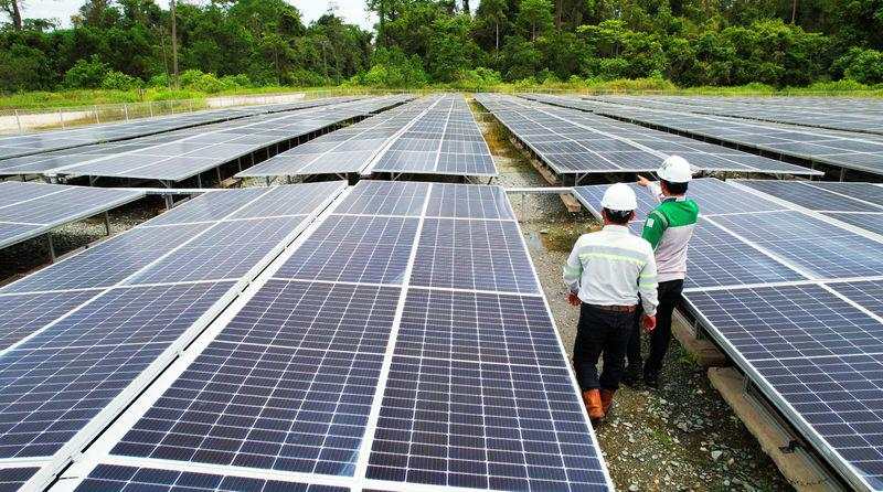 Tanpa Modal Awal, Energi Surya Jadi Solusi Efisiensi Biaya Listrik Industri