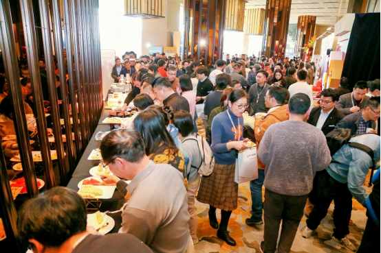 沪上连场盛宴!EGM英皇环球金融盛典参展揽奖+私享品鉴会圆满落幕