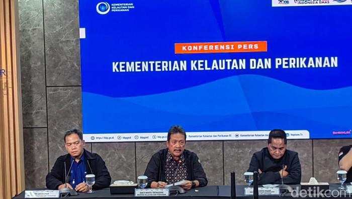 Trenggono Ungkap 3 Pegawai KKP Ada di Pesawat ATR yang Hilang Kontak