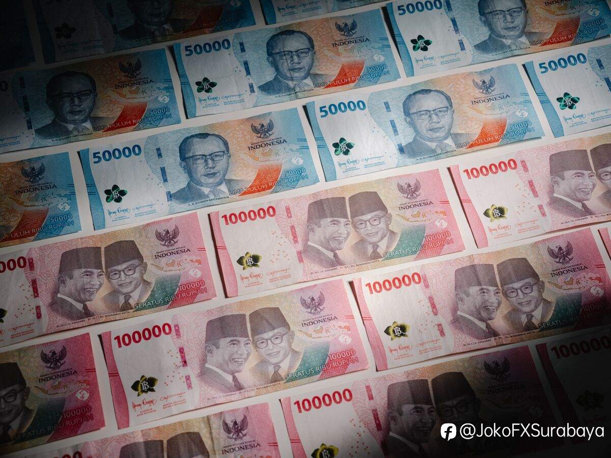 Rupiah masih tertekan pagi ini.