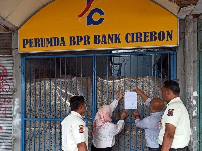 OJK Cabut Izin Bank Cirebon, LPS Bayar Simpanan Dana Nasabah