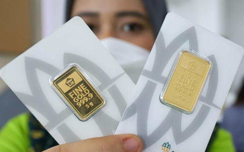 Harga Emas Antam Turun Rp22 Ribu per Gram saat Libur Imlek