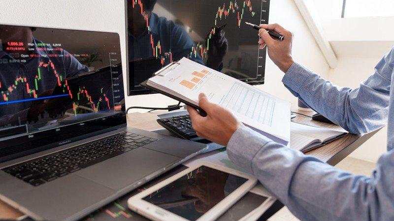 Airlangga Sebut Investor Asing Beri Sinyal Positif untuk Pasar Modal Indonesia