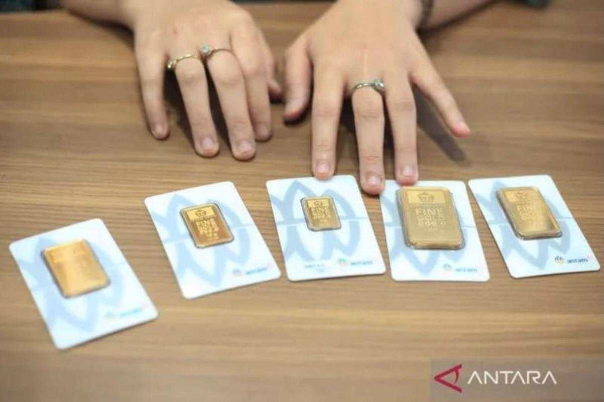 Harga Emas Antam Hari Ini 2 Februari 2026 Naik Lagi, Cek Daftarnya