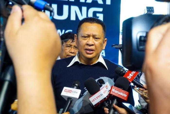 Bamsoet Soroti Panel Surya RI Kena Tarif 104%: Daya Saing Kita Terpukul