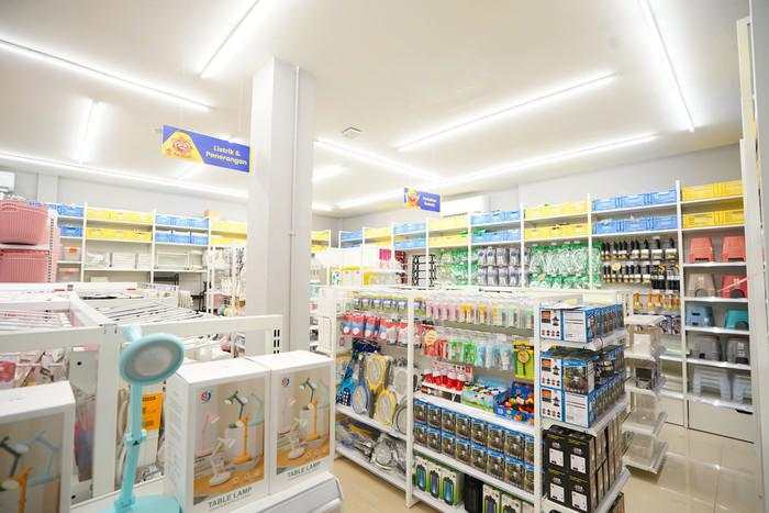 AZKO Hadirkan Pengalaman Belanja Modern di PIM 1 dan Bintaro