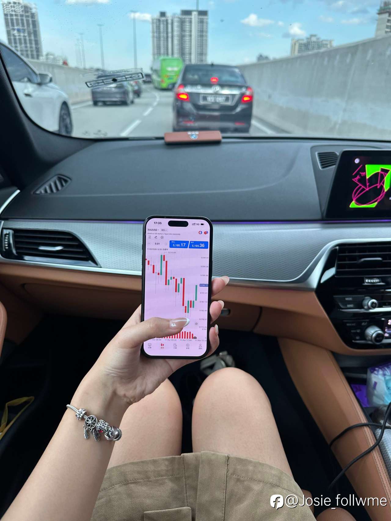 现在的局势，是不是有点拧巴