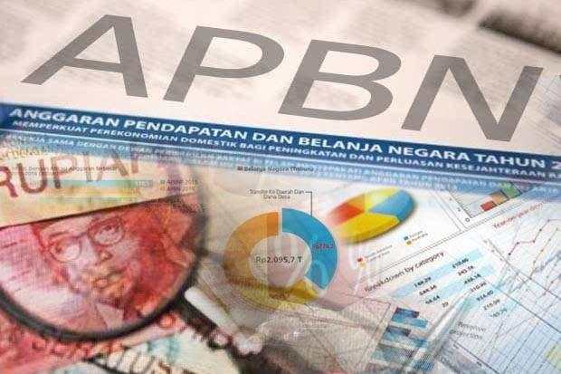 Gejolak Harga Minyak Tekan Rupiah, Investor Waspadai Risiko Fiskal RI