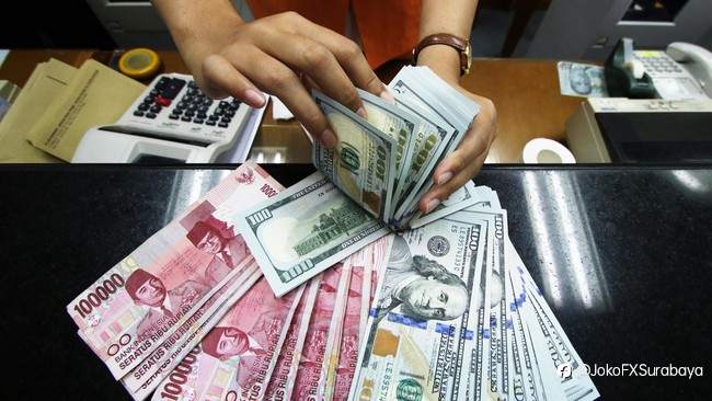 Rupiah Menguat Tipis ke Rp16.884 per Dolar AS di Awal Perdagangan