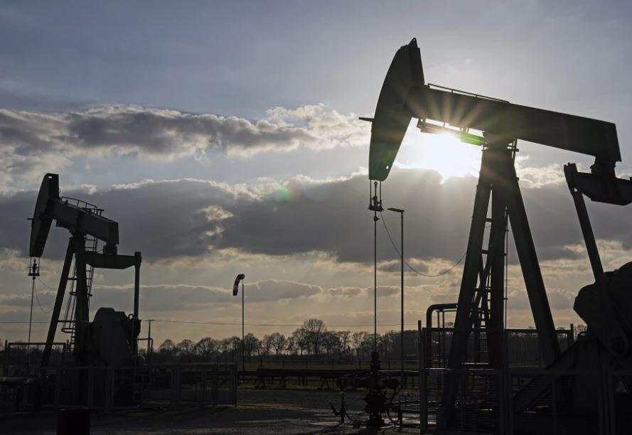 Harga Minyak Turun, Potensi Pelonggaran Sanksi Iran Redam Kekhawatiran Pasokan