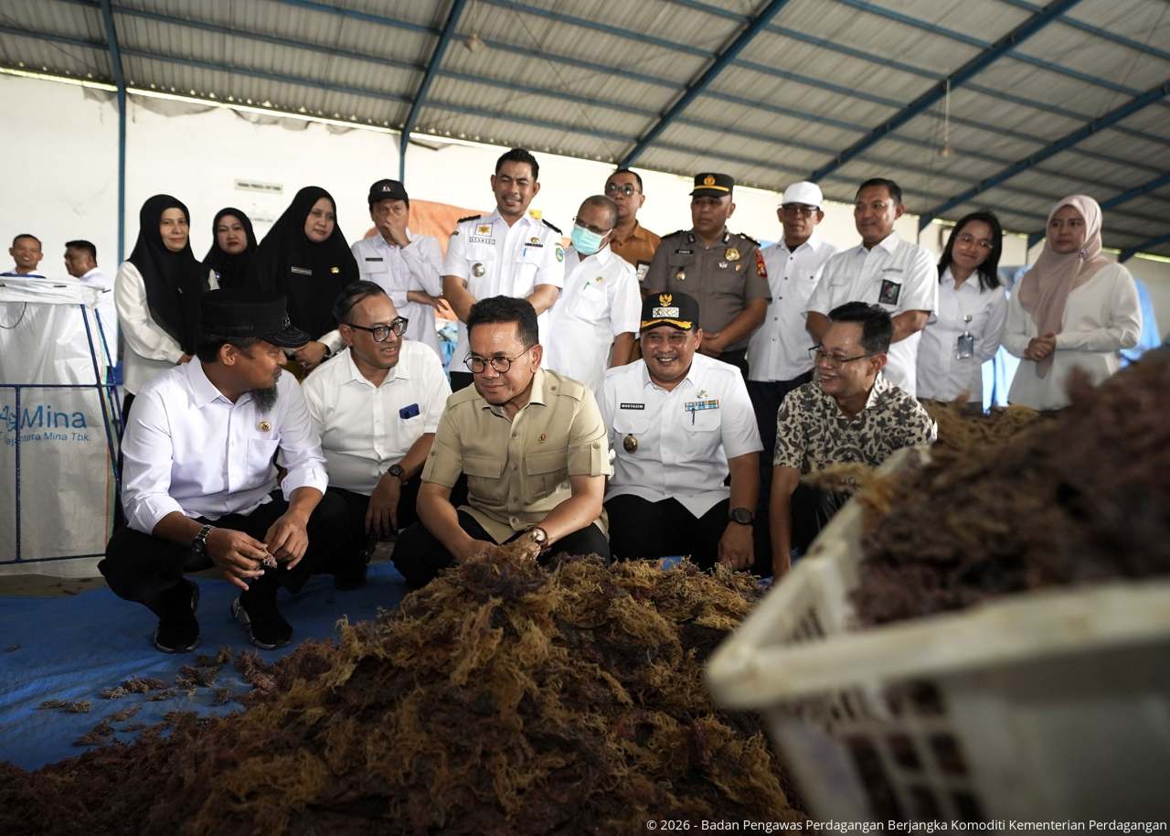 Pelepasan Ekspor Rumput Laut senilai Rp1,7 Miliar dari Gudang SRG ke Tiongkok