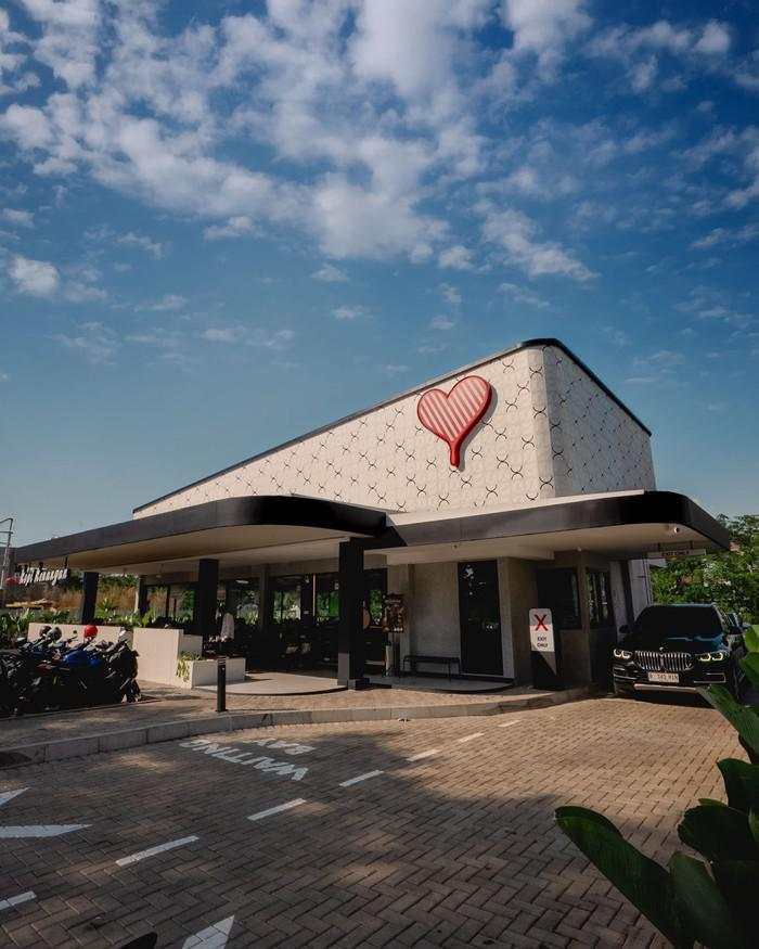 Buka Puasa Lebih Hemat, Cashback 40% dengan QRIS BRImo di Kenangan Brands