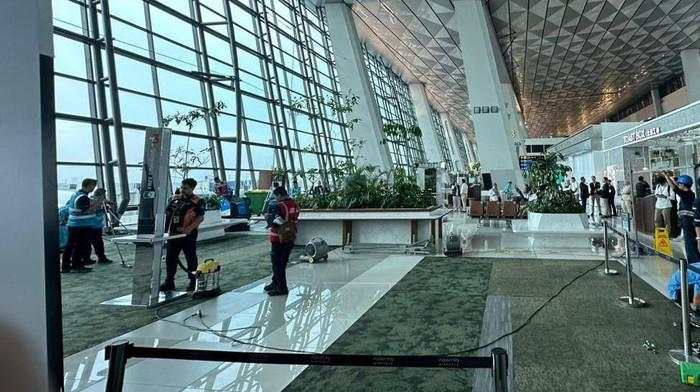 Angkasa Pura Buka Suara soal Video Viral Atap Terminal 3 Bandara Soetta Jebol