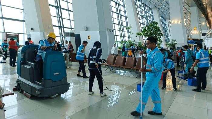 Angkasa Pura Minta Maaf soal Atap Terminal 3 Jebol Imbas Hujan Deras