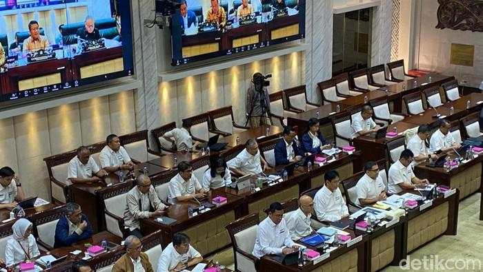 Mau Ambil Alih PNM dari Danantara, Purbaya Ungkap Rencana Jadikan Bank UMKM