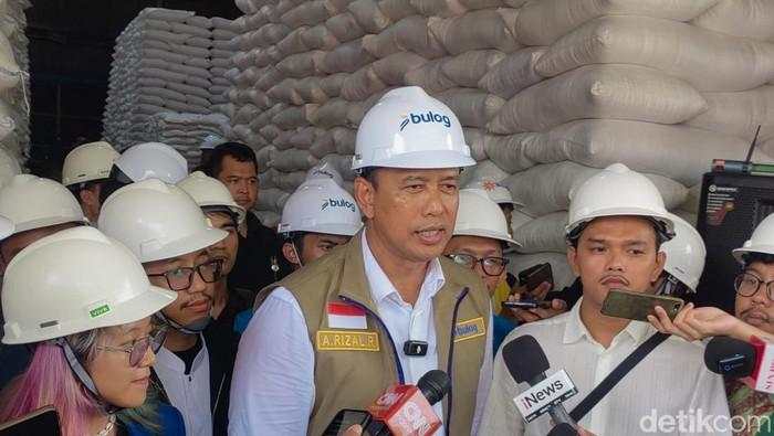 Bos Bulog Usul ASN, TNI & Polri Dapat Tunjangan Beras: Mumpung Melimpah